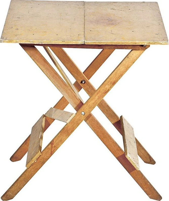 locação de mesa quadrada